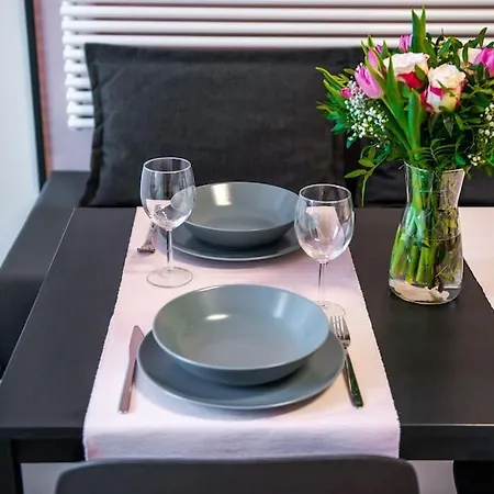 Apartment Sunny With Cute Dragon In The Center+parking