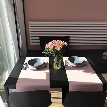 Sunny With Cute Dragon In The Center+parking * Λιουμπλιάνα