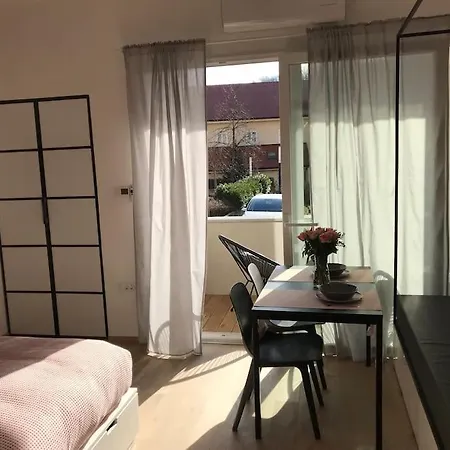 Sunny With Cute Dragon In The Center+parking * Lubiana