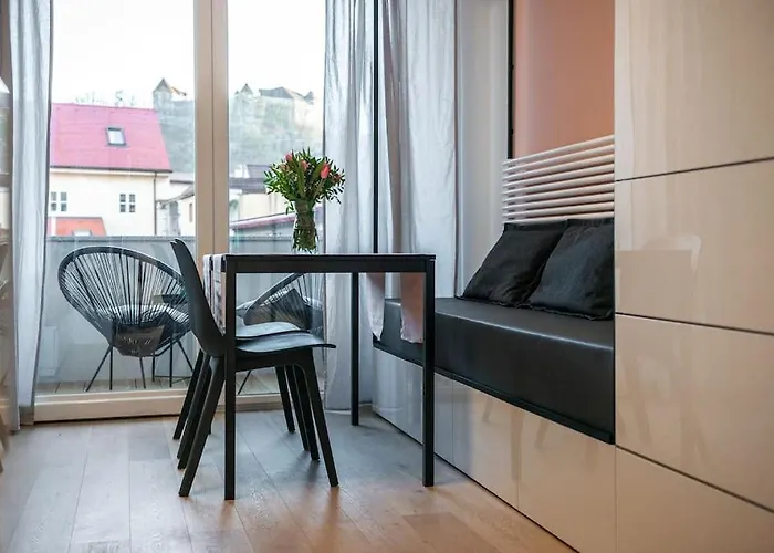 Διαμέρισμα Sunny With Cute Dragon In The Center+parking Λιουμπλιάνα