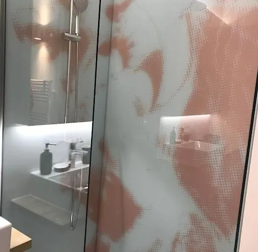 Διαμέρισμα Sunny With Cute Dragon In The Center+parking