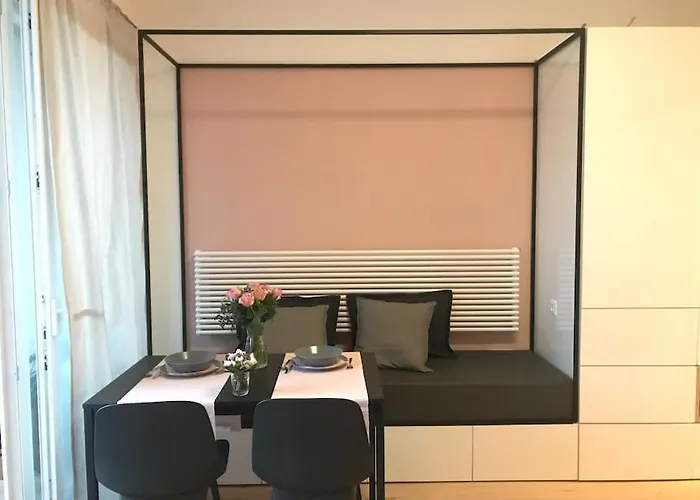 Sunny With Cute Dragon In The Center+parking * Λιουμπλιάνα