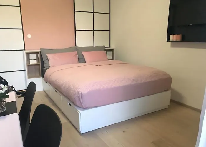 Διαμέρισμα Sunny With Cute Dragon In The Center+parking