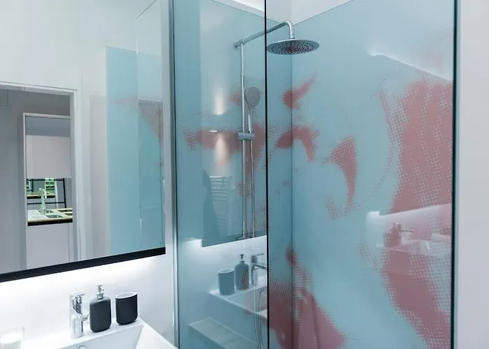 Διαμέρισμα Sunny With Cute Dragon In The Center+parking