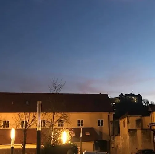 Sunny With Cute Dragon In The Center+parking Διαμέρισμα