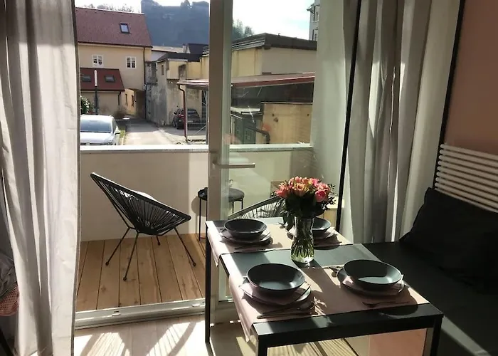 Sunny With Cute Dragon In The Center+parking Appartamento *