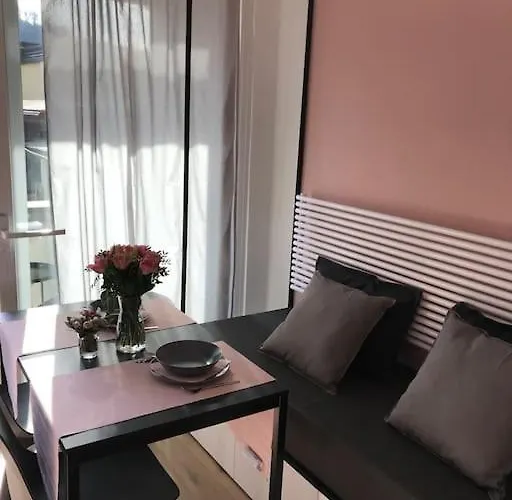 Sunny With Cute Dragon In The Center+parking Appartamento