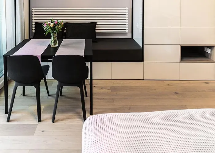 Sunny With Cute Dragon In The Center+parking Appartamento Lubiana